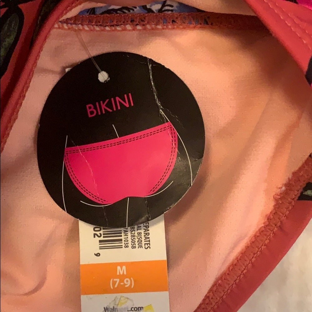 Two‎ bikini bottoms - Picture 8 of 9